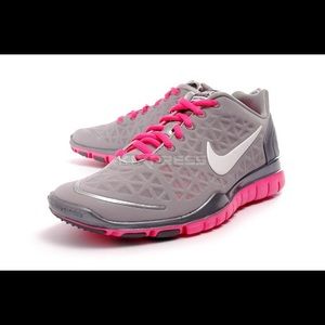 Nike women’s free TR fit 2 shoes
